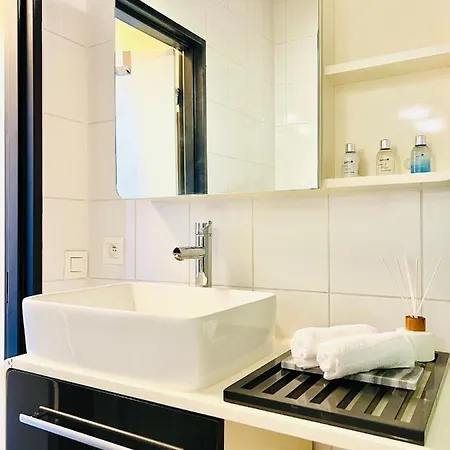 Apartment Riverview In Historical Heart Of