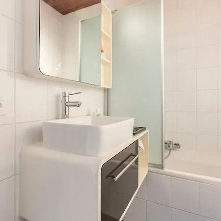 Riverview In Historical Heart Of Apartment